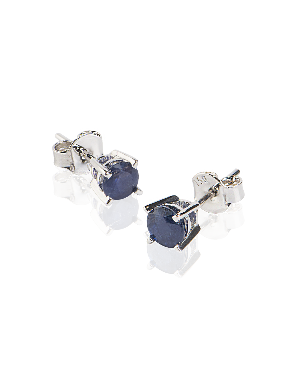 Cercei din Aur Alb de 18k cu Safire Albastre Naturale de 1.885 ct
