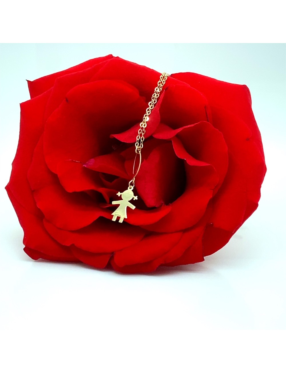 Lantisor cu pandantiv ingeras din aur galben de 14k