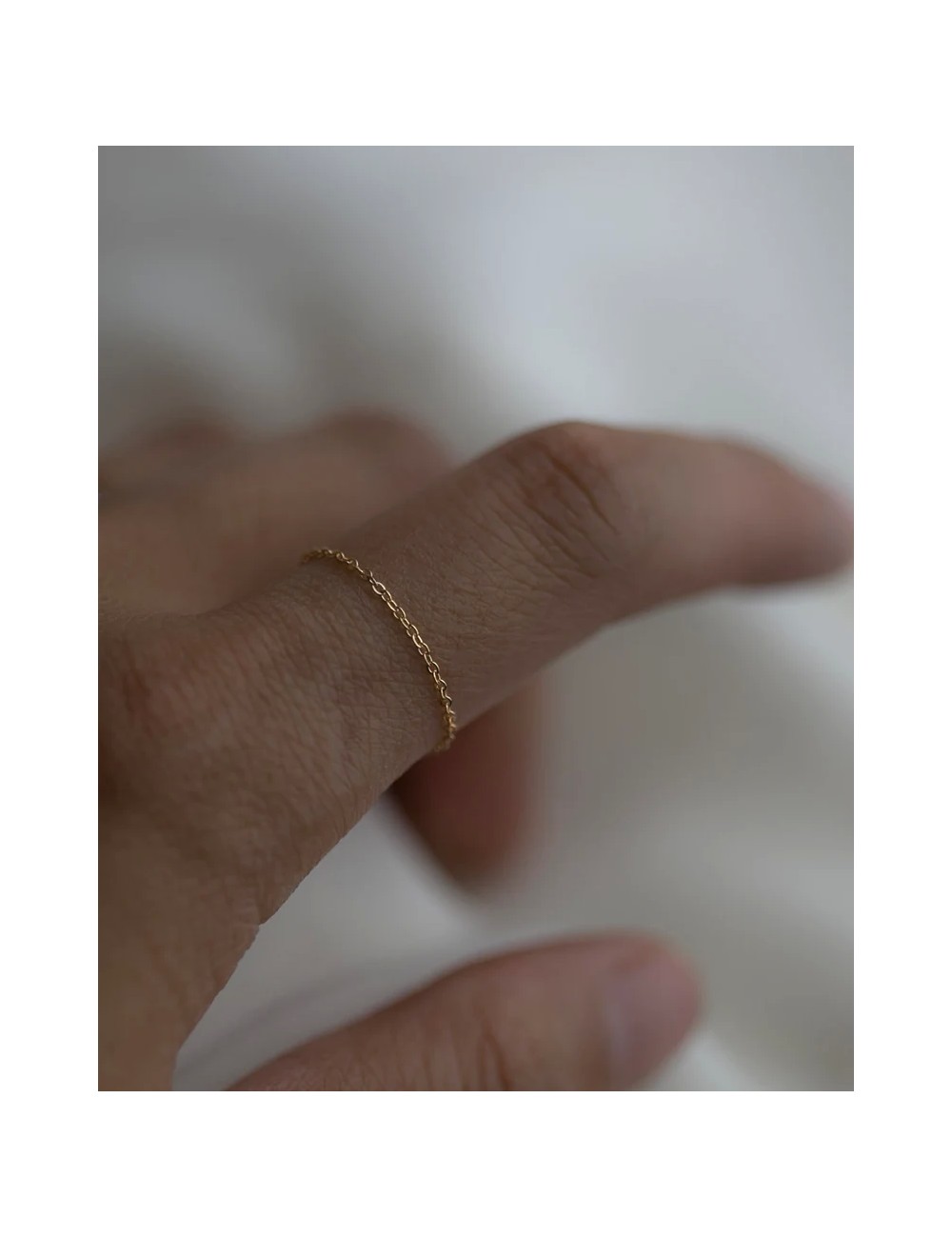 Inel minimalist din aur galben de 14k Dora